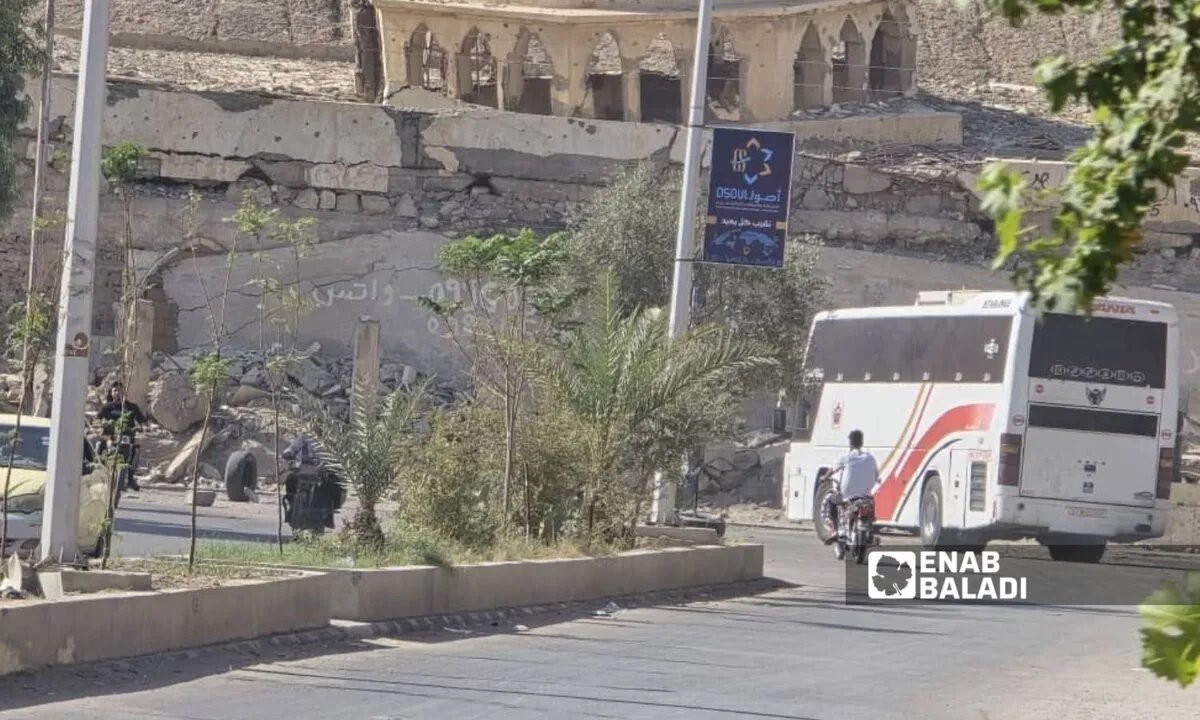 نزوح جماعي من دير الزور إلى دمشق: بحثًا عن الأمان وفرص أفضل