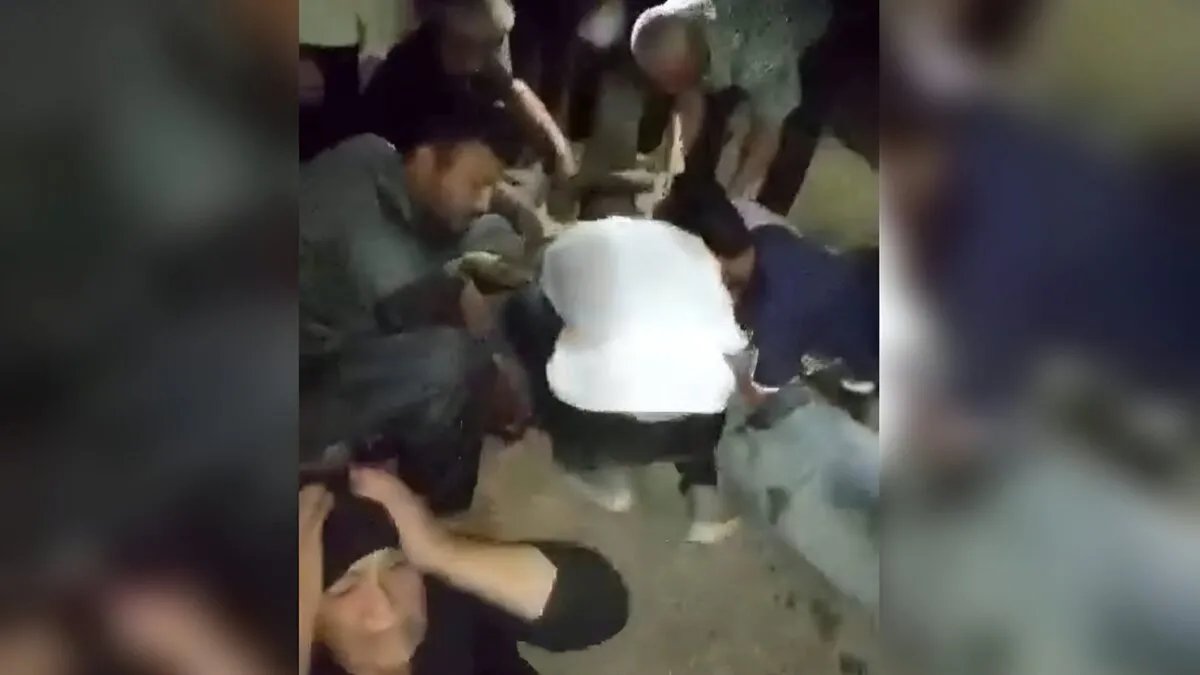 مقتل عمال في جدرين يشعل غضباً شعبياً ودعوات للتصدي للفتنة الطائفية
