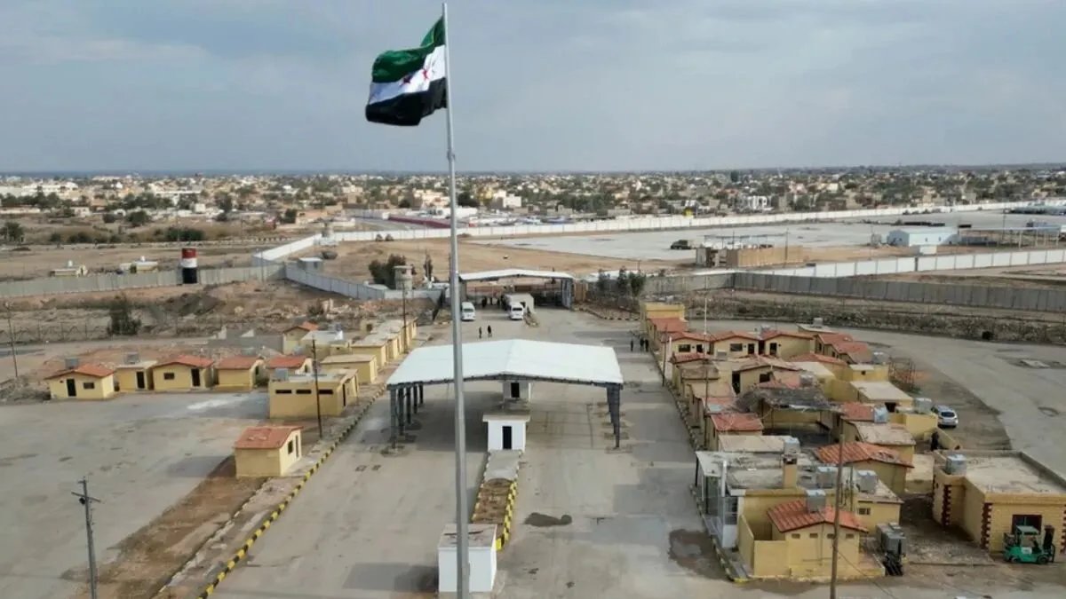 العراق يعزز إجراءاته الأمنية على الحدود مع سوريا تحسباً لأي تسلل