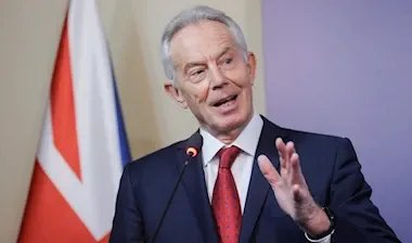 توني بلير: من 'ملك الحروب' إلى مهندس السلام المزعوم في غزة؟