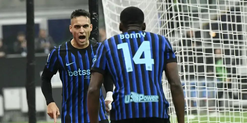 إنتر ميلان يسحق كريمونيزي برباعية في الدوري الإيطالي