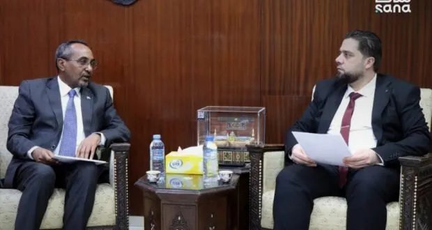 سوريا والصومال تتطلعان لتعزيز التعاون في قطاعات البناء والإسكان والاستثمار