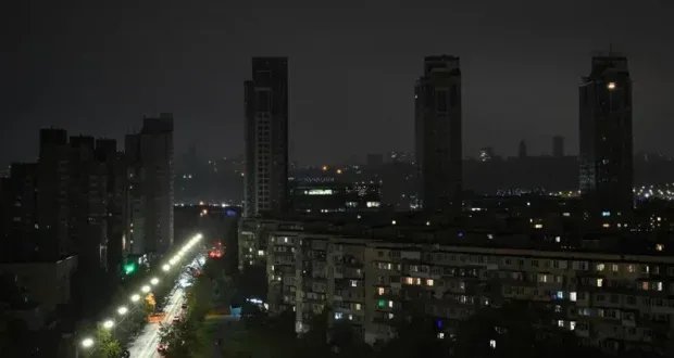 ضربات روسية جديدة تطال أوديسا وتتسبب في انقطاع الكهرباء: كييف تتهم موسكو بـ "جريمة حرب"
