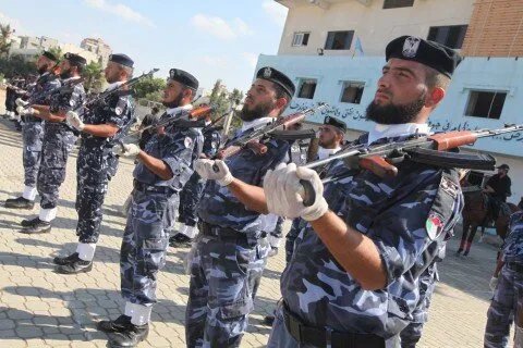 مفاوضات المرحلة الثانية من خطة ترامب لوقف إطلاق النار في غزة: نشر قوة شرطة فلسطينية مُدرَّبة