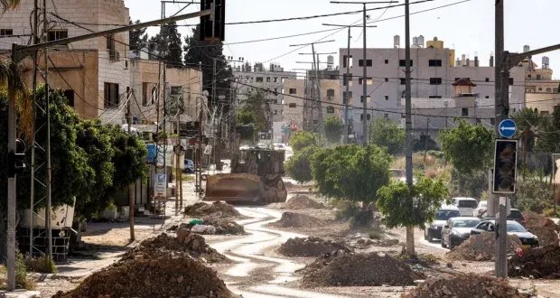 تصعيد في الضفة الغربية: الجيش الإسرائيلي يقتحم جنين وطولكرم ويخلف دمارًا ونزوحًا