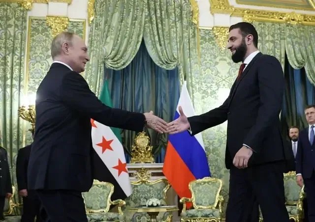 الرئيس الشرع يطالب موسكو بتسليم الأسد ويؤكد على العدالة الانتقالية في سوريا