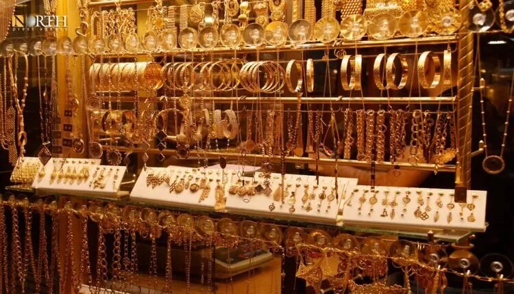 قفزة تاريخية: أسعار الذهب تتجاوز مليون و400 ألف ليرة في الأسواق السورية