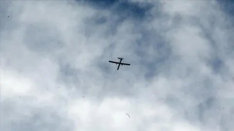 تصعيد في الأجواء اللبنانية: طيران إسرائيلي مسير يخترق اتفاق وقف إطلاق النار فوق بيروت وصيدا