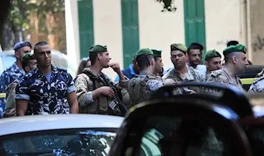 تسريب صور جوازات دبلوماسيين سوريين: توقيف آمر مجموعة حماية السفارة السابق في لبنان