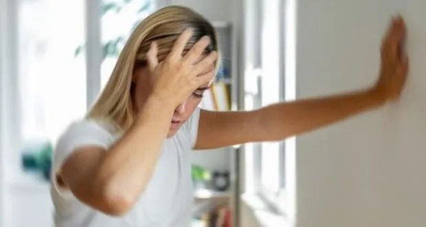 لا تتجاهلها: 7 أعراض قد تنذر بسرطان الدماغ
