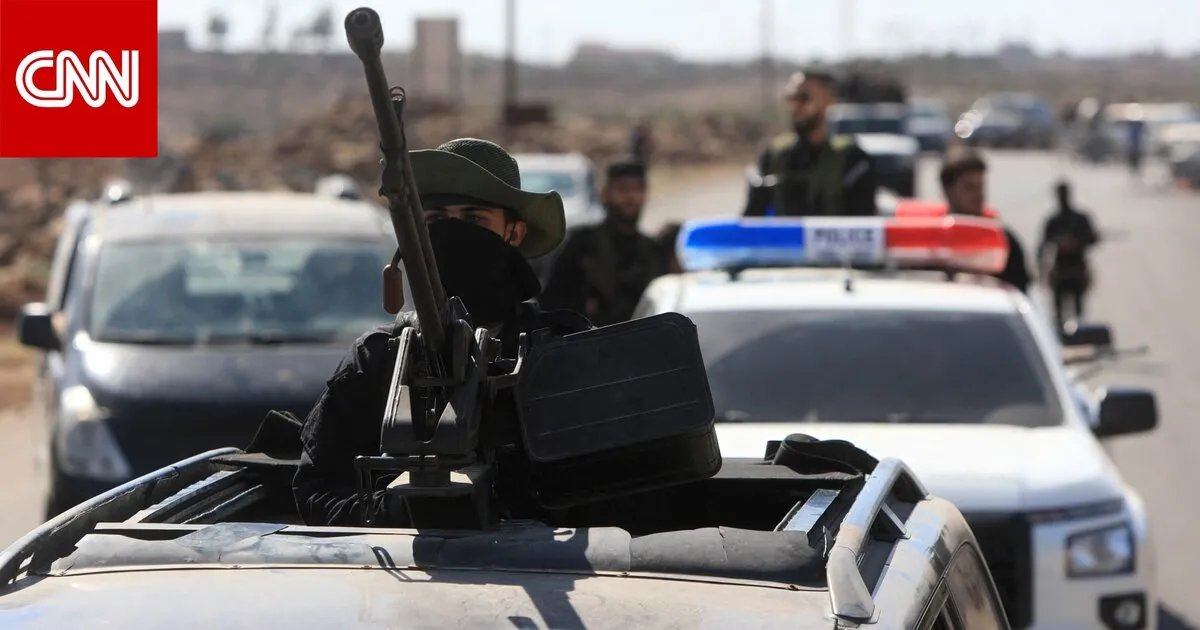 إدلب: اشتباكات في مخيم الفردان بعد رفض زعيم مجموعة مسلحة تسليم نفسه والسلطات تتهمه باستخدام المدنيين كدروع بشرية