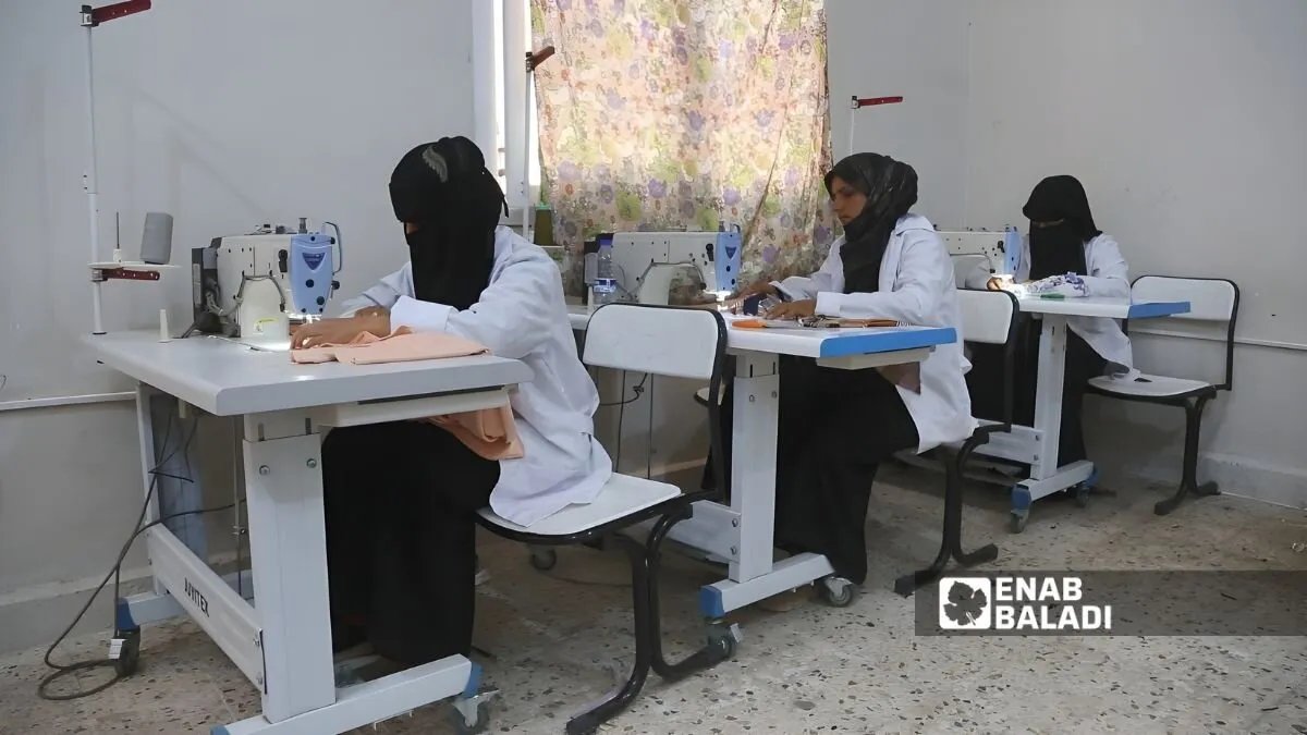 في شمال سوريا: نساء يقتحمن سوق العمل لمواجهة غلاء المعيشة وتأمين احتياجات أسرهن