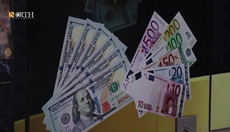 الدولار يقفز مجدداً في الأسواق السورية مسجلاً أرقاماً قياسية