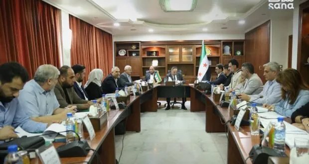 وزير الزراعة يبحث خطة 2025 لدعم الإنتاج الزراعي وتعزيز الأمن الغذائي