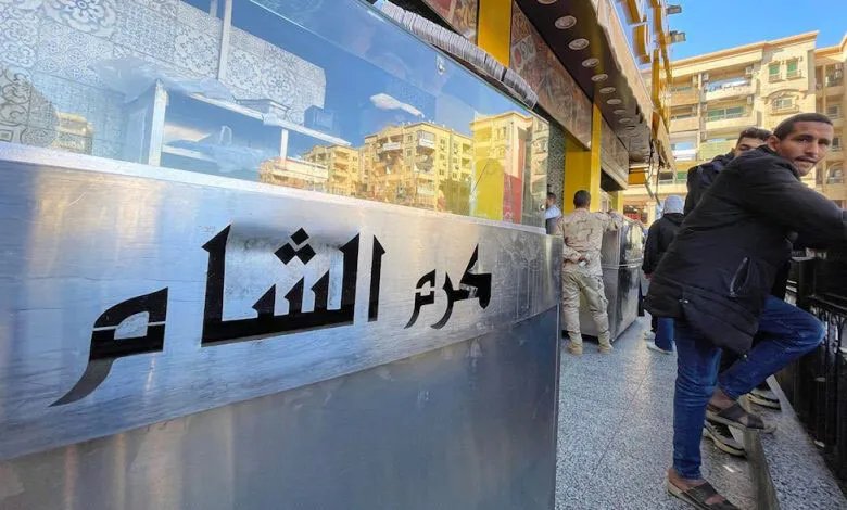 نزيف اقتصادي: كيف تبخر 200 مليار دولار من سوريا إلى الخارج؟