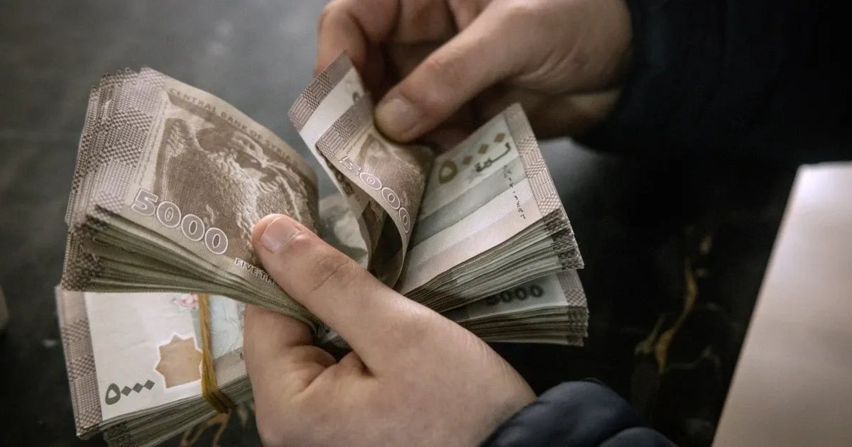 جورج خزام: تراجع الإنتاج المحلي في سوريا وراء الارتفاع المستمر للدولار