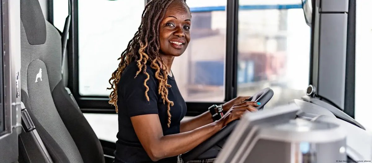 دراسة تكشف: أبناء المهاجرين في ألمانيا أقل سعادة من آبائهم.. ما الأسباب؟