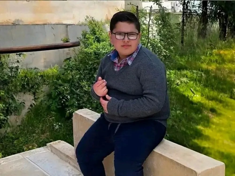 الطفل محمد قيس حيدر يعود إلى عائلته في اللاذقية بعد ثلاثة أسابيع من الاختطاف