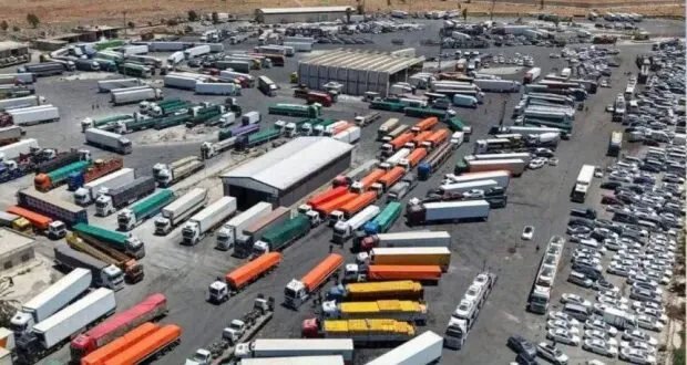 وزارة النقل تعيد هيكلة قطاع الشحن وتُعد لإنشاء هيئة مستقلة وتحديث التشريعات