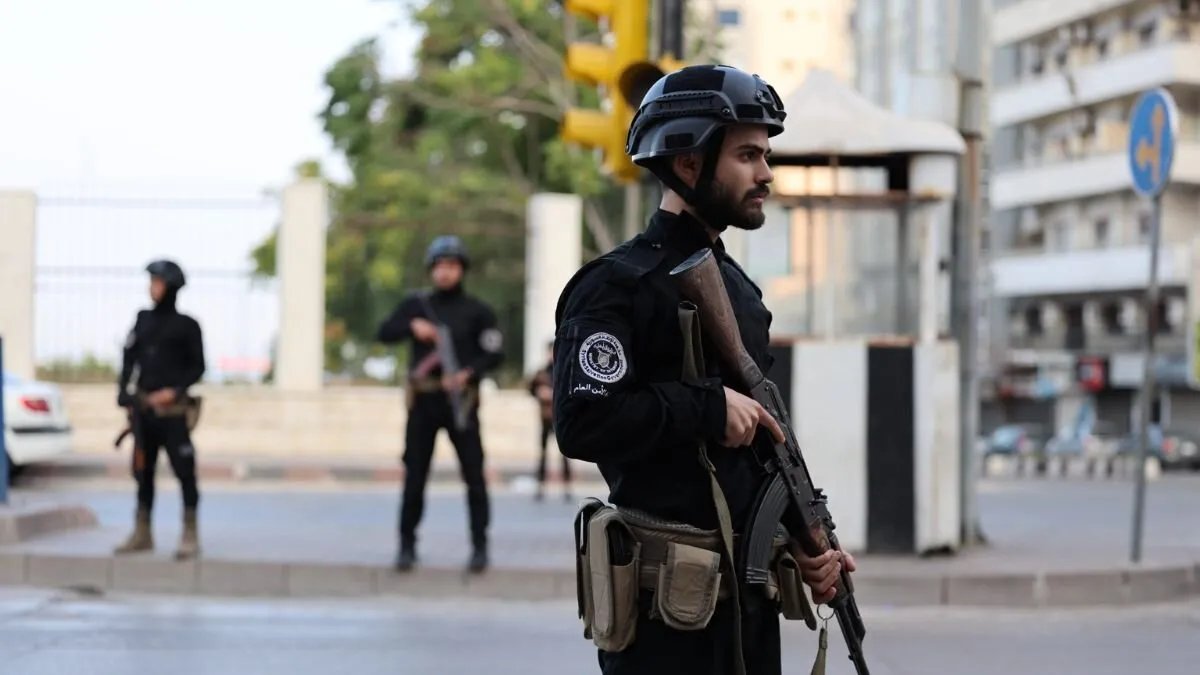 اللاذقية: القبض على محقق سابق في أمن الدولة وشخصيات متورطة بجرائم