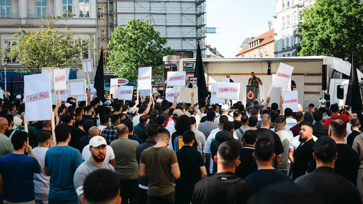 ألمانيا تحظر جماعة "المسلم التفاعلي" بعد مداهمات واسعة بتهمة الترويج لـ"دولة الخلافة"