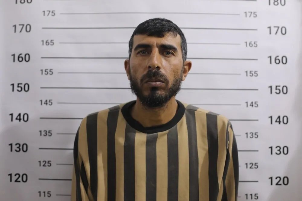 القبض على متهم بارتكاب جرائم بحق مدنيين في دير الزور بينهم شهداء