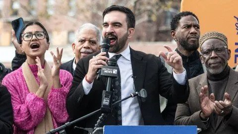 من نيويورك إلى العالم: كيف أسقط زهران ممداني هيمنة أيباك بـ 40 دولارًا وحملة رقمية؟