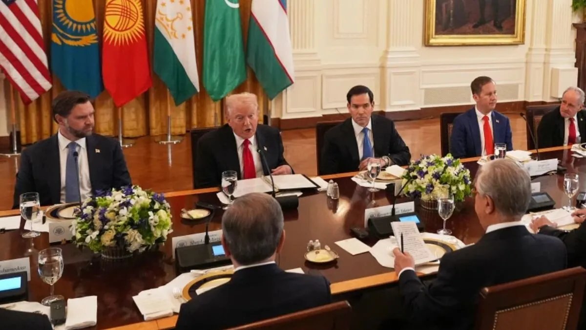 ترامب يكشف: رفع العقوبات عن سوريا جاء استجابة لطلب من تركيا وإسرائيل