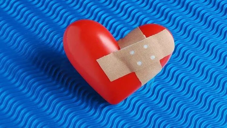 طفرة طبية: تقنية مبتكرة لإصلاح القلب التالف بخلايا المريض نفسه دون جراحة