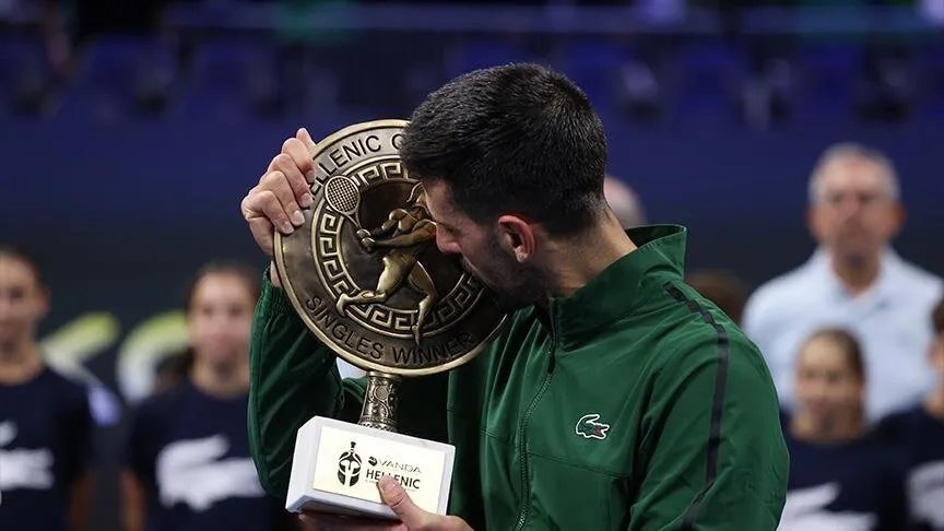 نوفاك ديوكوفيتش يضيف اللقب 101 إلى سجله الحافل بفوزه ببطولة أثينا المفتوحة