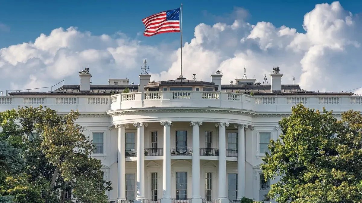 بيان أمريكي مفاجئ: تعليق عقوبات قيصر بعد لقاء الشرع وترامب