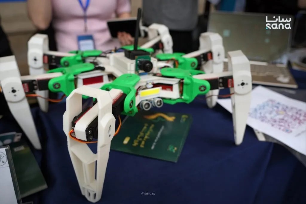 إبداعات طلاب الجامعات السورية تتألق في معرض جامعة دمشق