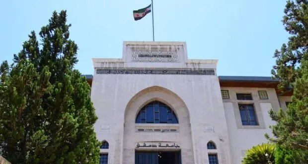 جامعة دمشق تستأنف إجراءات إعادة الأساتذة المفصولين في عهد النظام السابق