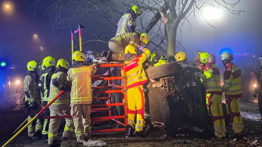 مأساة في برلين: مصرع شاب في حادث سيارة مروّع بسرعة 200 كلم/س