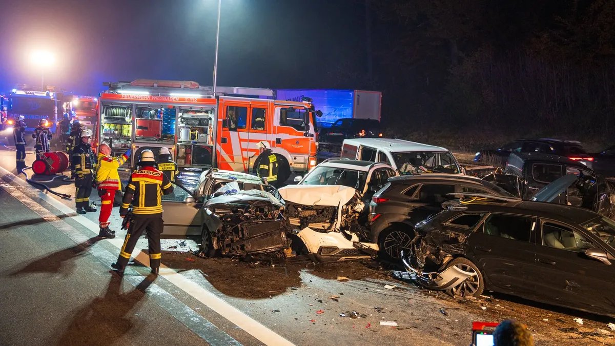 ألمانيا: حادث مروع على الطريق السريع A3 قرب فيسبادن يسفر عن 13 إصابة