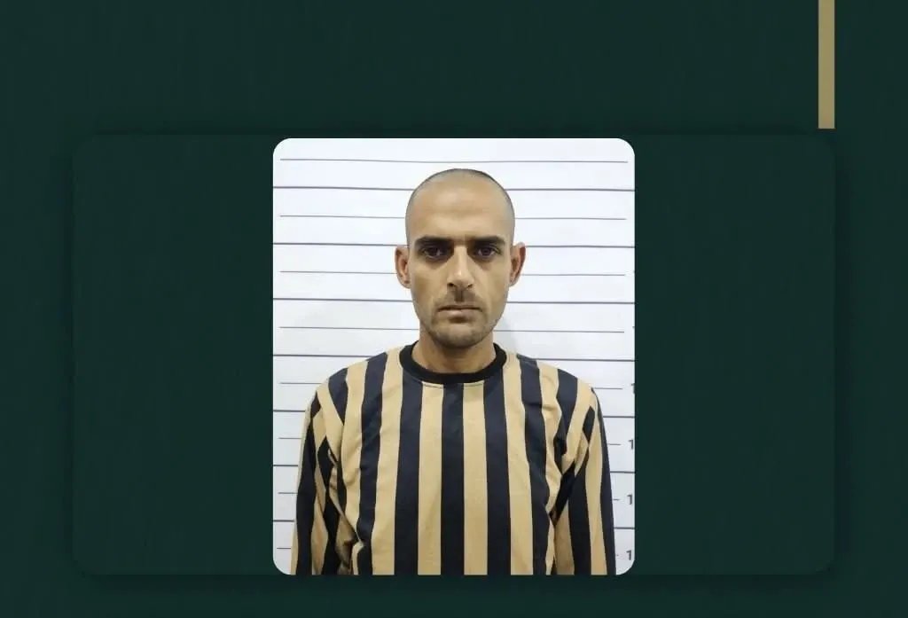 القبض على سجّان متورط بانتهاكات في سجن صيدنايا