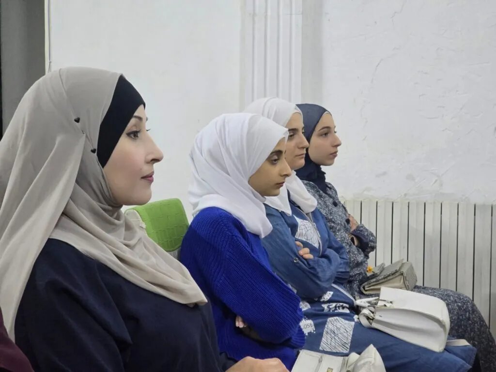 إطلاق مبادرة "أقلام ناعمة" في دير الزور لرعاية المواهب الأدبية النسائية