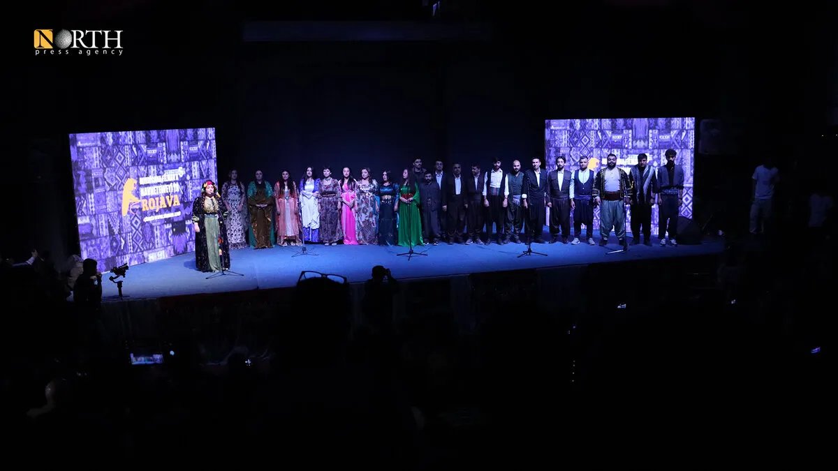 القامشلي: انطلاق الدورة الخامسة لمهرجان روج آفا السينمائي الدولي تحت شعار 'حكاية مشتركة... سينما حرة'