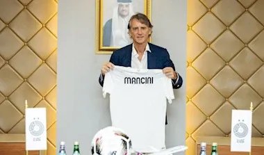 رسمياً: الإيطالي روبرتو مانشيني مدرباً لنادي السد القطري خلفاً لسانشيس