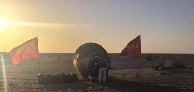 هبوط ناجح لكبسولة العودة للمركبة الفضائية الصينية (شنتشو-21) بعد مهمة تاريخية