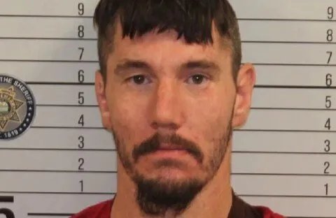 جريمة مروعة في أمريكا: رجل يدعي أنه "يسوع" يحرق امرأة بتهمة "الشيطنة"