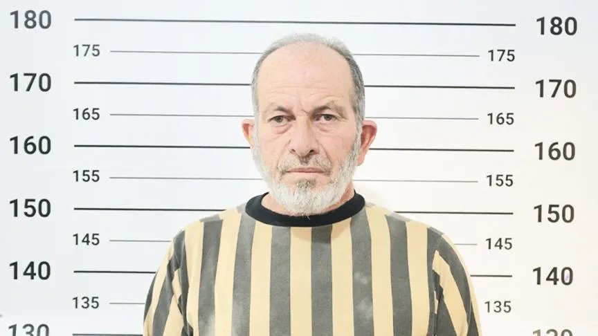 حماة: القبض على طيار سابق متهم بجرائم حرب ضد مدنيين سوريين