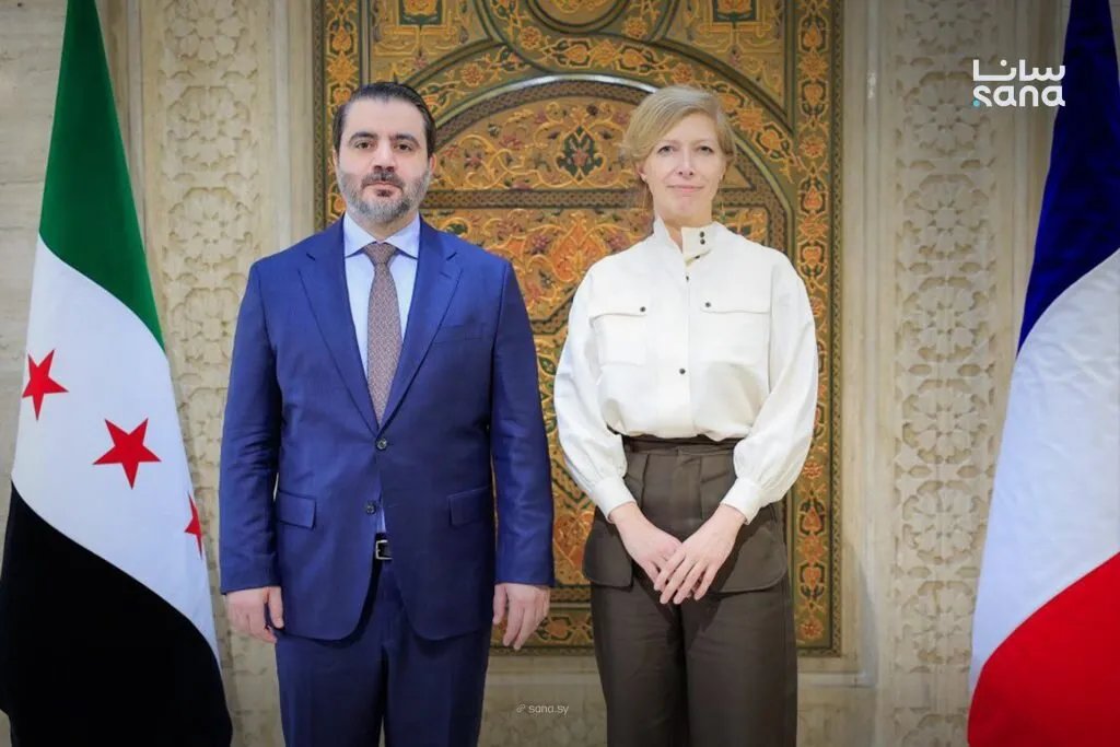 وزير الخارجية السوري يبحث مع مستشارة ماكرون سبل تعزيز العلاقات الثنائية