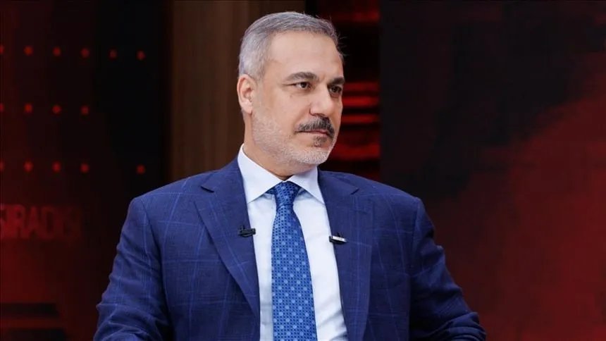 هاكان فيدان: تركيا ملتزمة بوحدة الأراضي السورية ومصالحها وتسعى للاستقرار وعودة اللاجئين