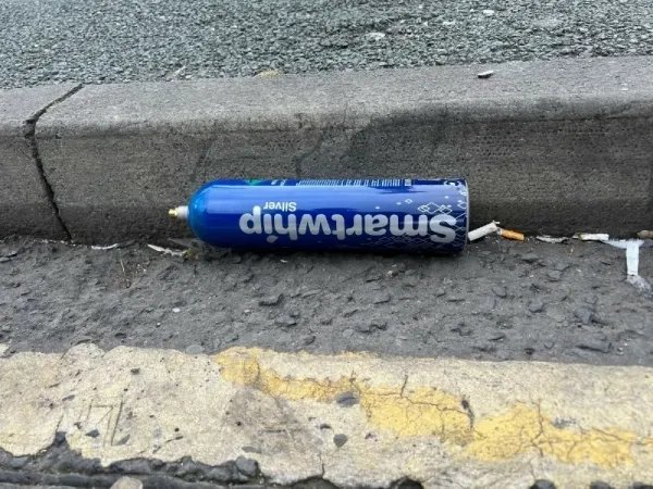 ألمانيا تحظر "غاز الضحك" للقاصرين وتمنع تداوله عبر الإنترنت