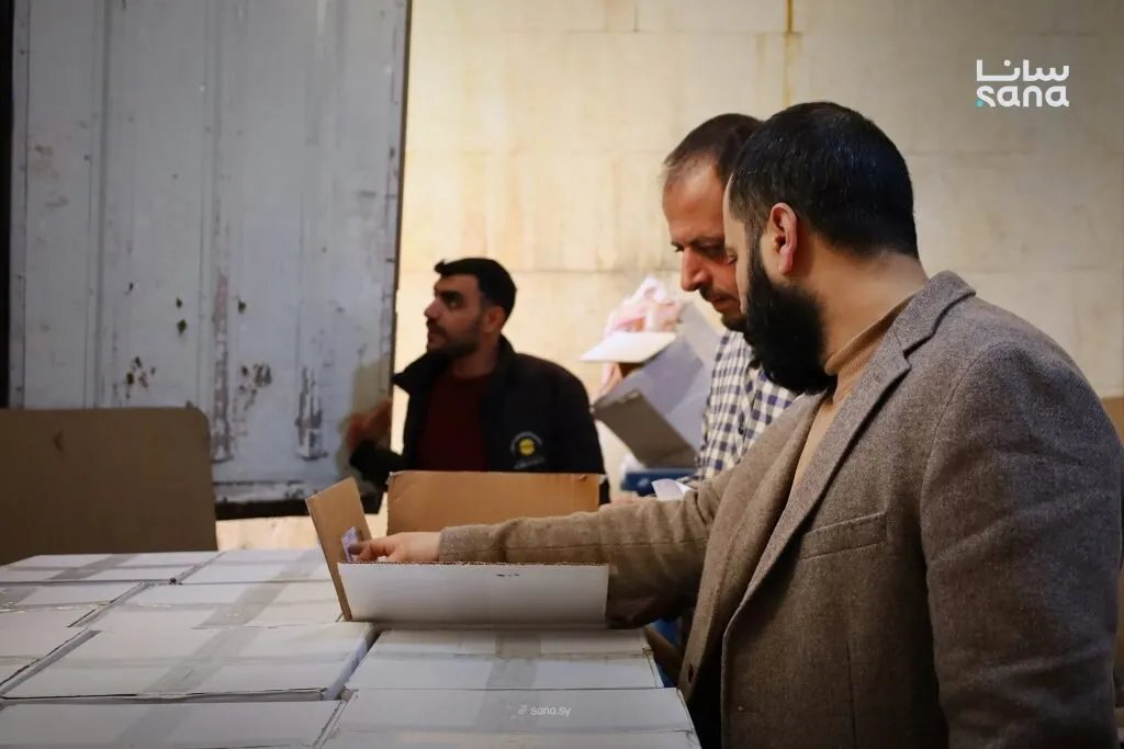 شحنة أدوية من معمل البيروني تدعم صحة إدلب ضمن حملة "الوفاء لإدلب"