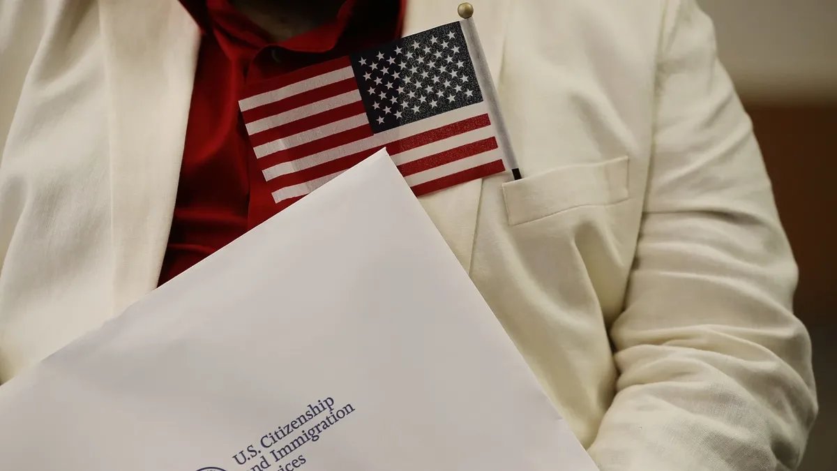 صعود الهجرة العربية إلى أمريكا: اليمن ومصر تتصدران قائمة الحصول على التأشيرات في 2024