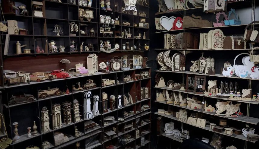 مجسمات دمشق: نافذة على عبق الماضي وهدايا تذكارية تحاكي الحاضر