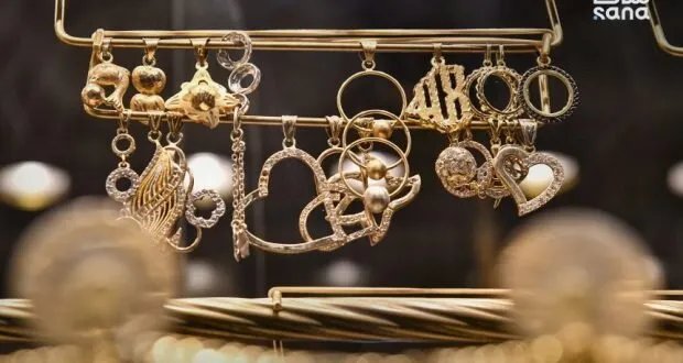 تراجع حاد في أسعار الذهب في السوق السورية: انخفاض بقيمة 20 ألف ليرة للغرام الواحد