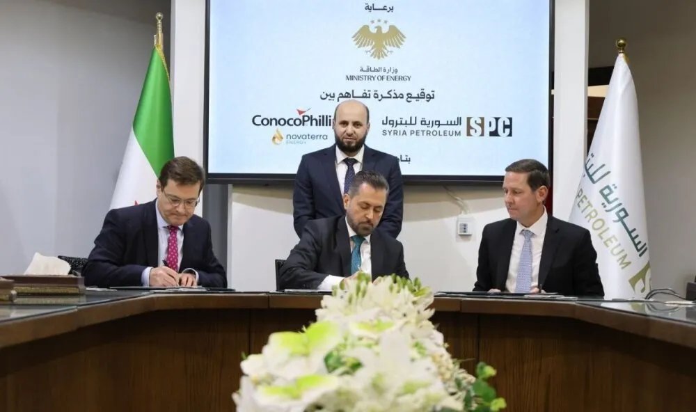 سوريا توقع اتفاقيتين مع شركتين أمريكيتين لتطوير حقول الغاز